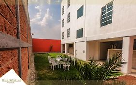 Hotel Y Suites Axolotl